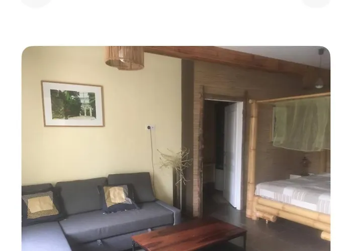 Πανσιόν Au Bord De L Eau