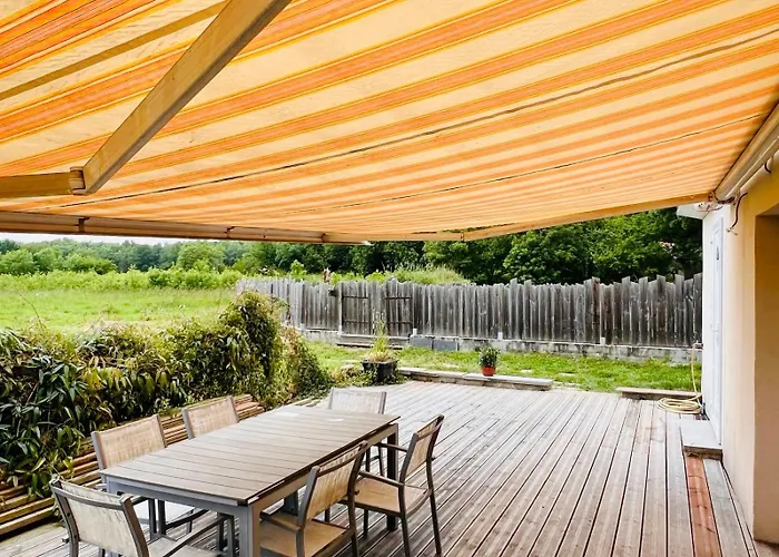 Au Bord De L Eau Πανσιόν